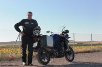 Tomas posando Explorer